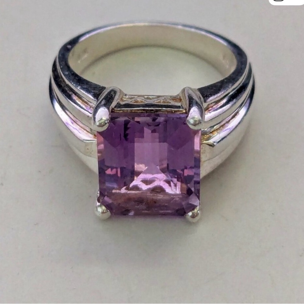 🔥🔥Vintage Large Emerald Cut Amethyst Sterling Silver Ring (marked)